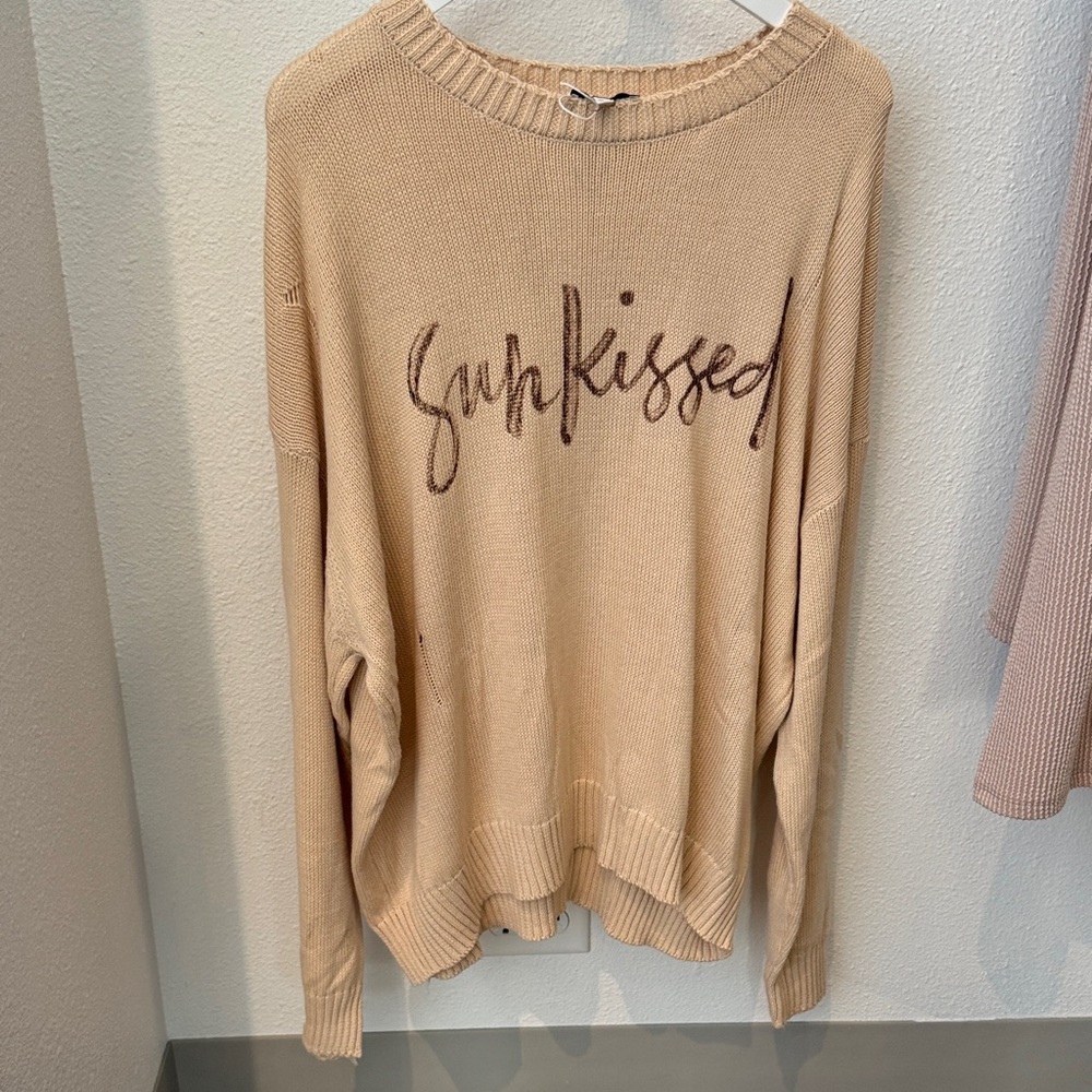 Gilli Beige Sunkissed Sweater. Never Washed or Worn. New without Tags!